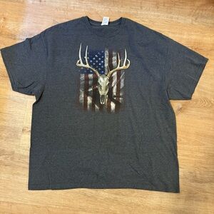 Delta Pro Weight Deer Skull American Flag Shirt Mens 2XL Gray Hunting Buck Euro